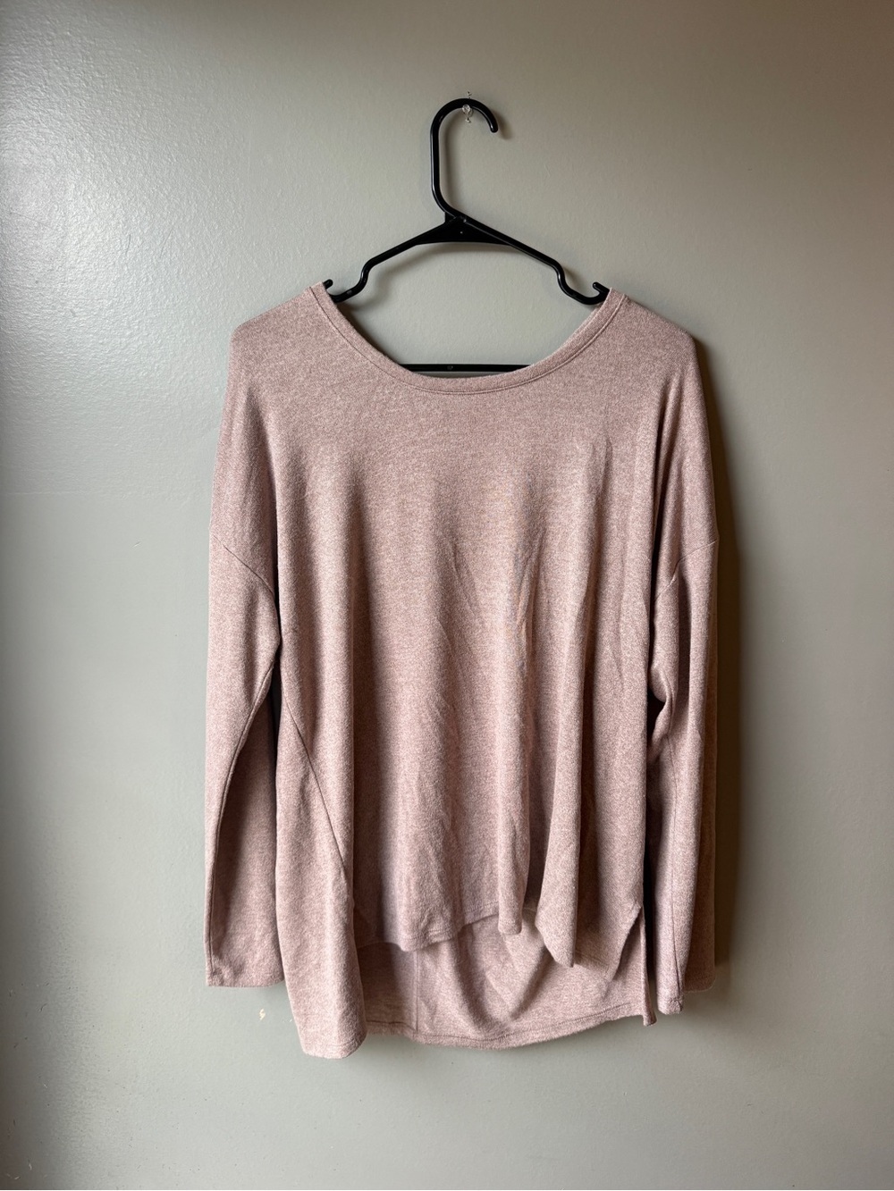 Banana Republic Women’s Pink Heathered Long Sleeve High Low Top Size Large